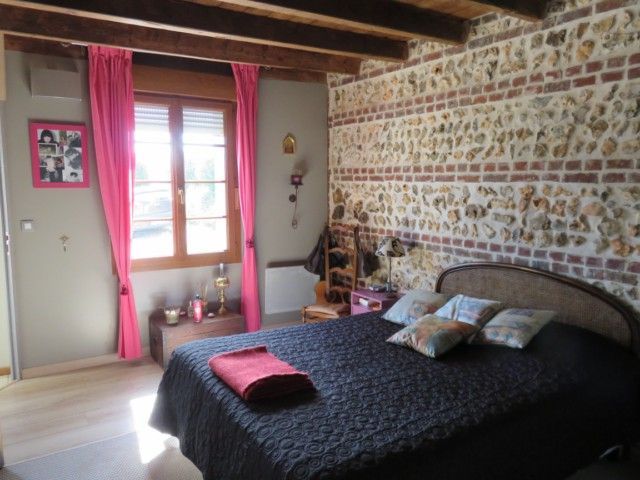 LONGERE 6 LITTORAL EXCLUSIVITE 4 chambres. Parfait état.